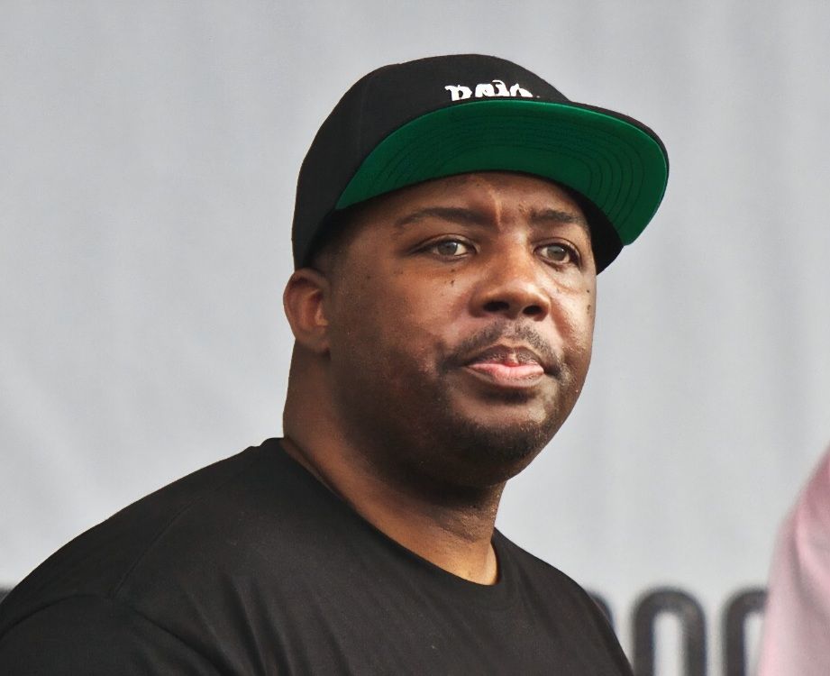 Erick Sermon photo Credit Simon Abrahams via Wikimedia Commons