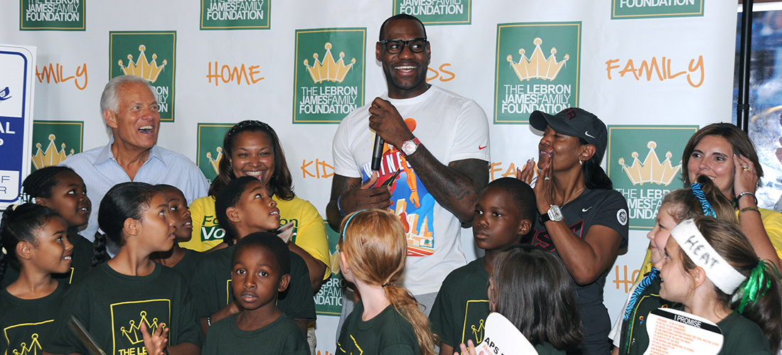 Lebron James Family Foundation To Send More Than 1000 Kids To College