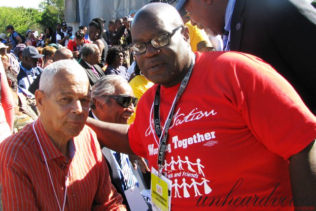 julian bond and keith covin