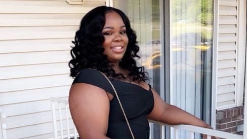 Breonna Taylor: Award-winning EMT Killed During "Botched" Police Raid