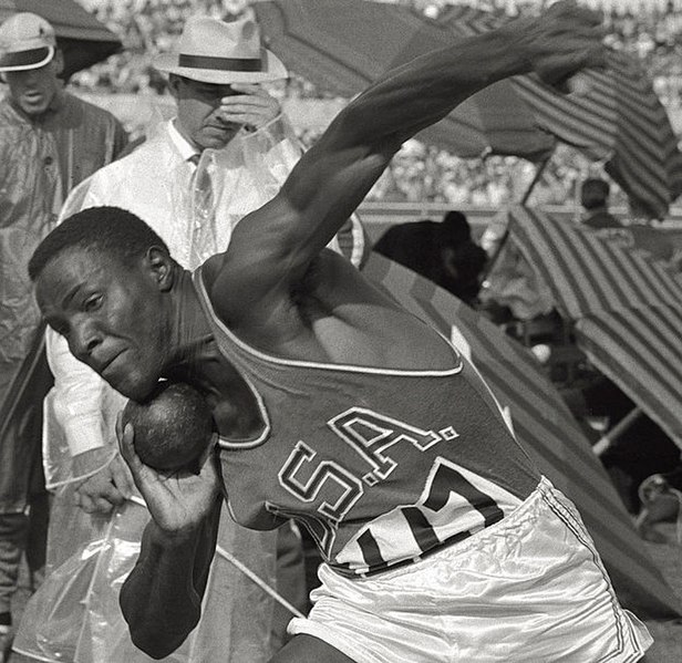Rafer Johnson, 1960 Olympic Decathlon Champion, Dies At 86