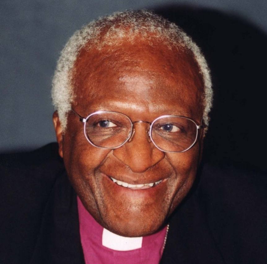 Desmond Tutu dies