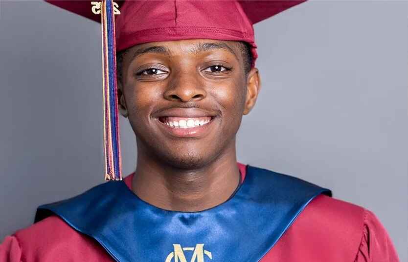 Mykale Baker graduation photo
