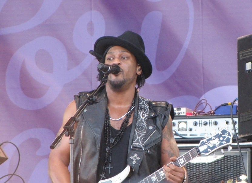 Neo soul pioneer D'Angelo dies at 51 from pancreatic cancer