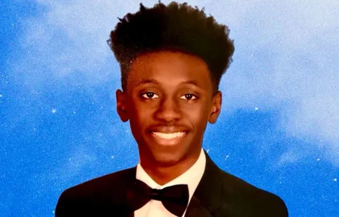 Parkland School Shooting Survivor Donovan Metayer dies